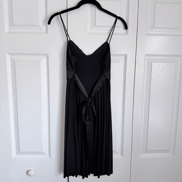 B. Darlin Dress Juniors 7/8 Black Lace Pleated Fit & Flare Party Whimsigoth Prom - Picture 3 of 10